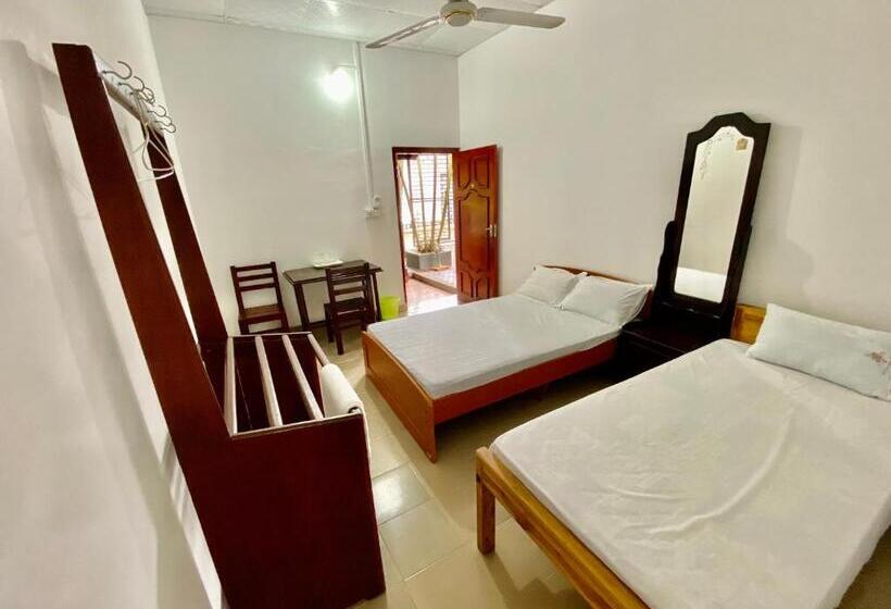 غرفة قياسية ثلاثية مطلة علي الحديقة, Green Villa