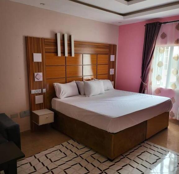 سوییت جونیور با بالکن, M View