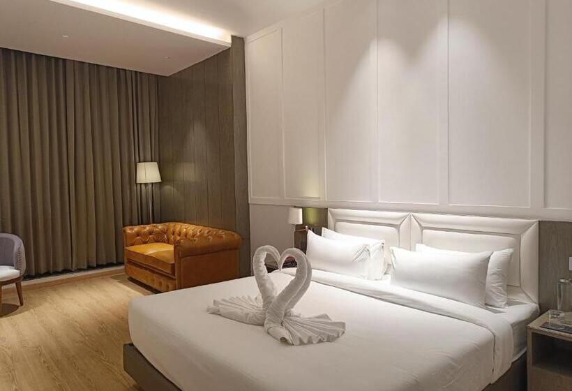 סוויטה, Rosastays Hisar Florence