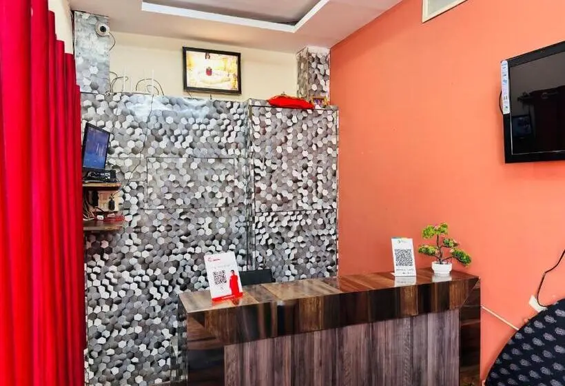 ファミリールーム, Tiwari G Shridhara