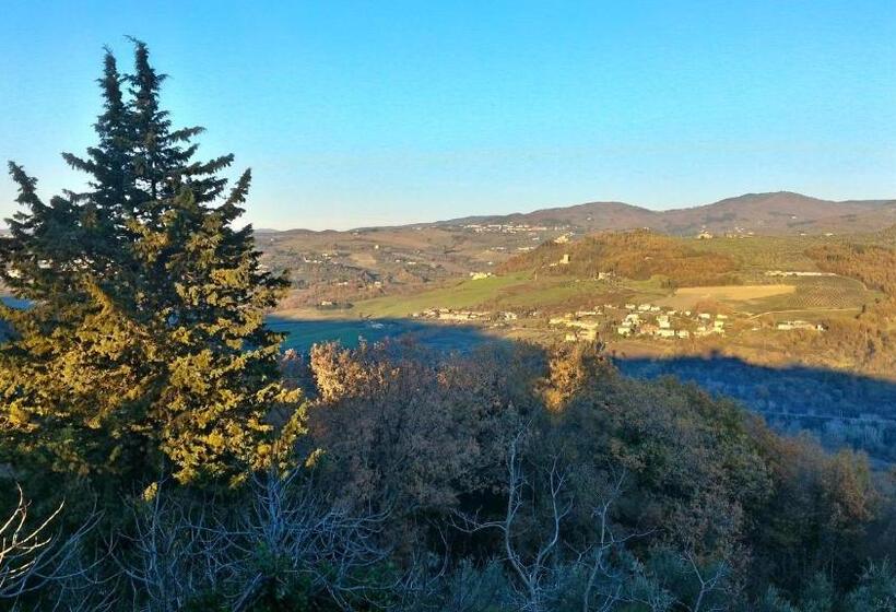 Дом 4 Спальни, La Favilletta Casa Vacanze