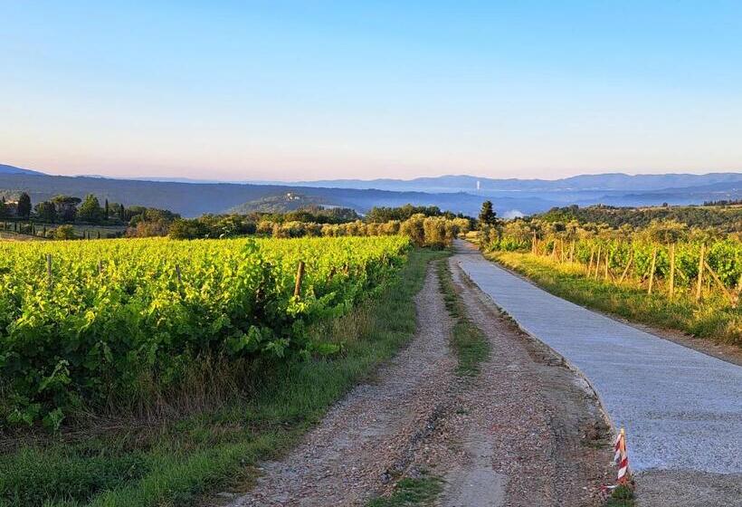 Дом 4 Спальни, La Favilletta Casa Vacanze