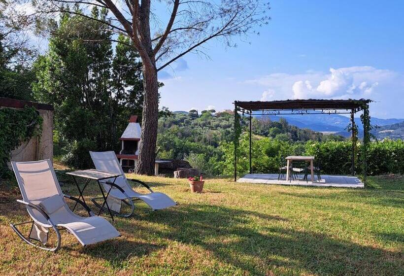 Дом 4 Спальни, La Favilletta Casa Vacanze