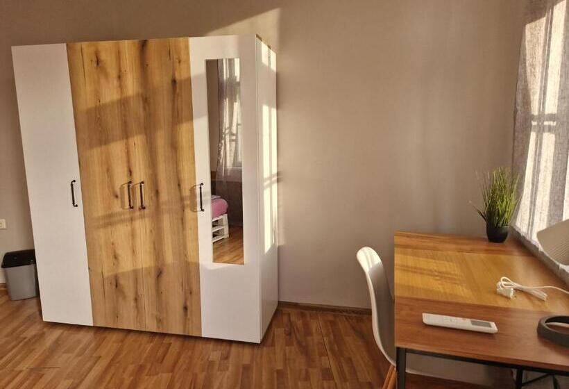 テラス付きスタンダードルーム, Lambo S Corner Varna Guest Rooms