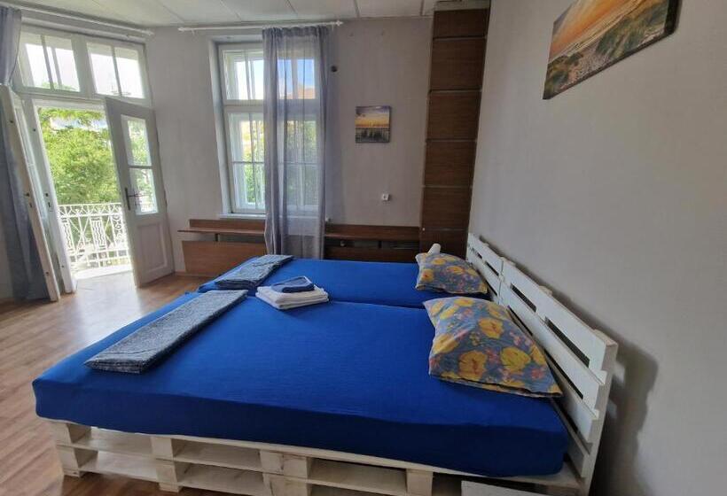 テラス付きスタンダードルーム, Lambo S Corner Varna Guest Rooms