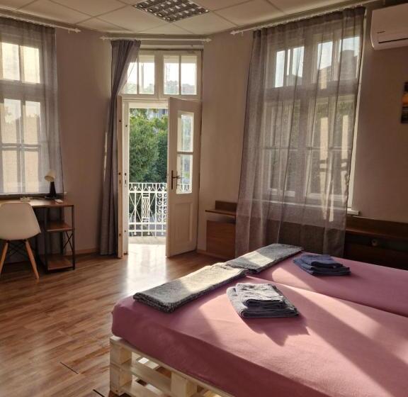 テラス付きスタンダードルーム, Lambo S Corner Varna Guest Rooms