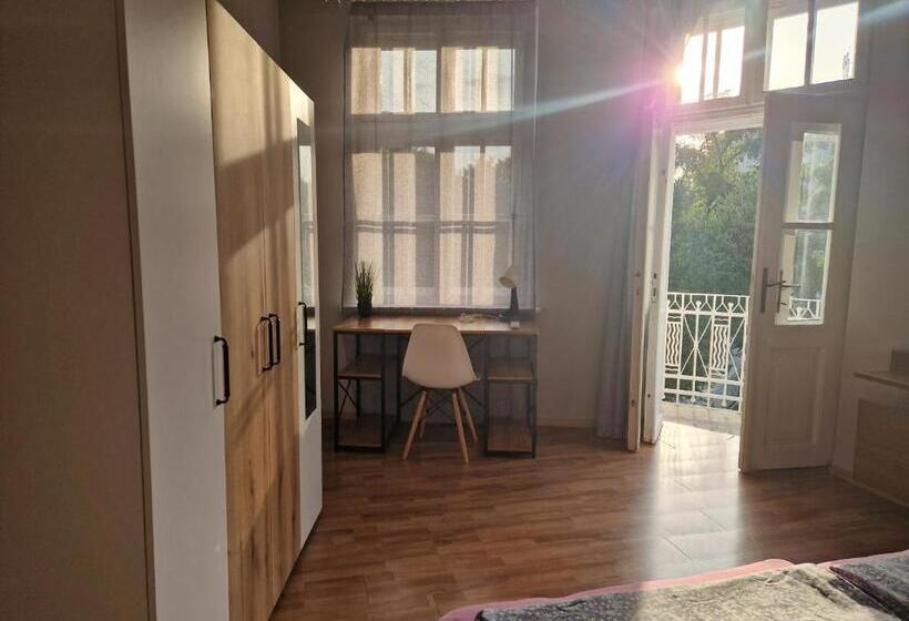 テラス付きスタンダードルーム, Lambo S Corner Varna Guest Rooms