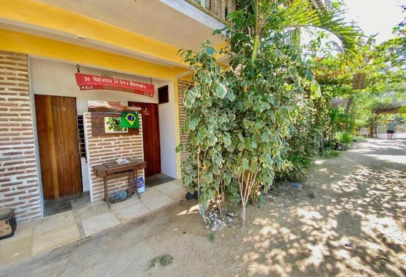 سوییت, Pousada Casa Velha   Moitas