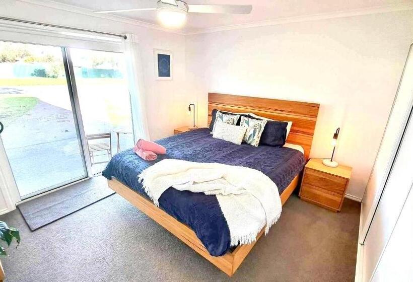 스탠다드 룸 킹사이즈 침대, Rr Guest Rooms