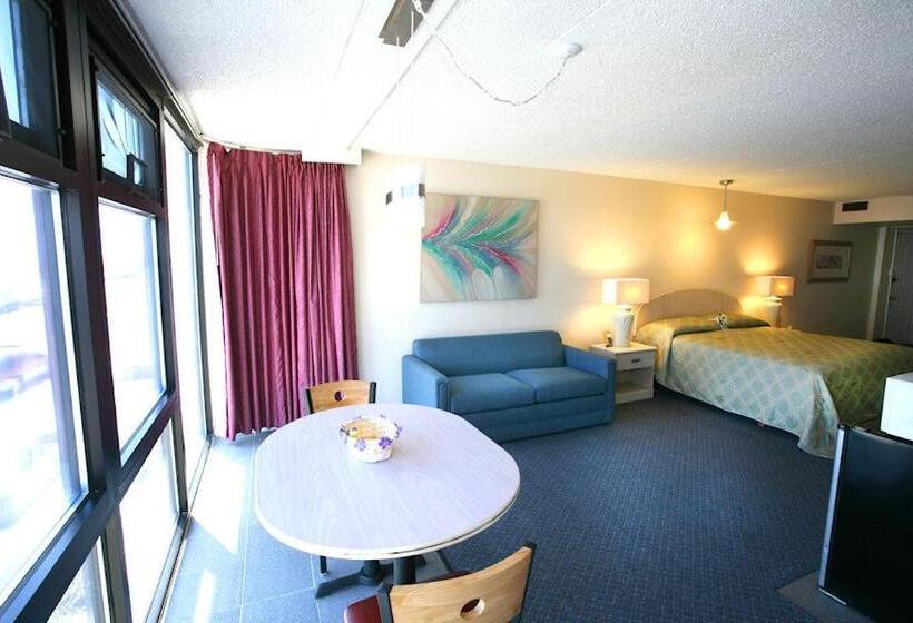 带大床的复式套间, Aloha Oceanfront Motel