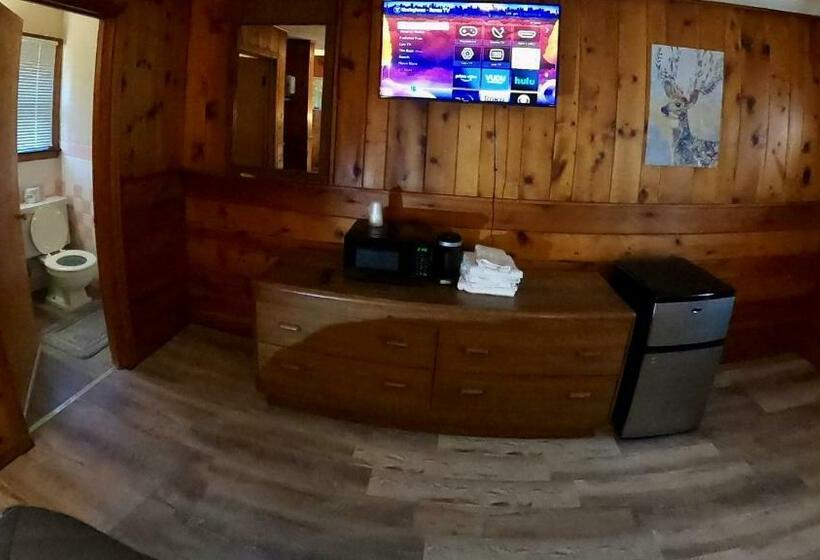 Standardrum, Heart Of The Berkshires Motel
