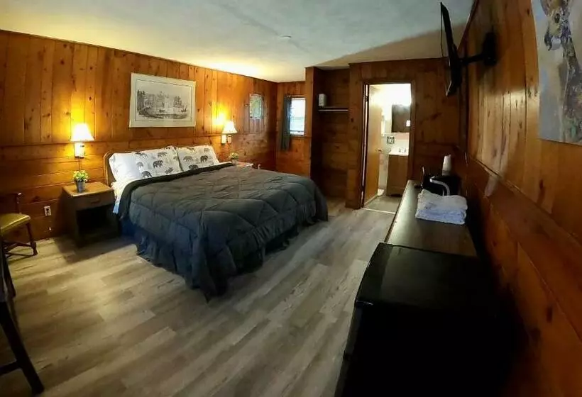 キングサイズベッドのデラックスルーム, Heart Of The Berkshires Motel
