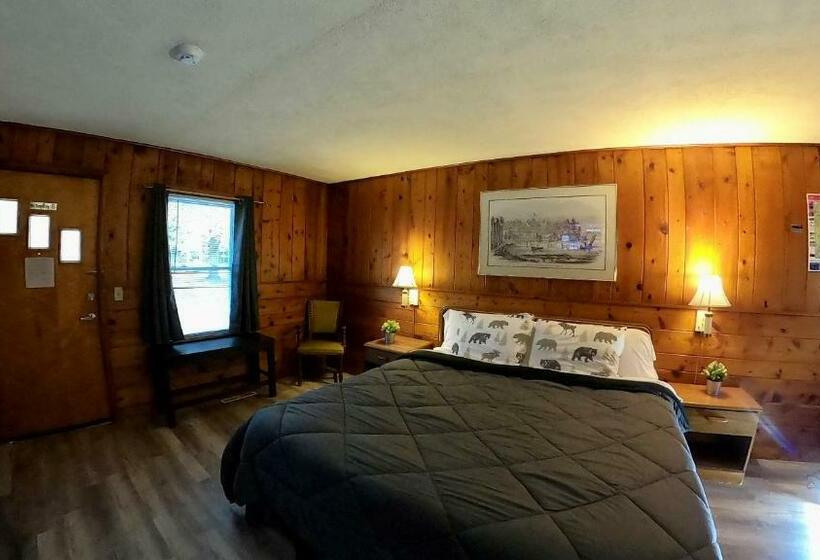 חדר דחוקס עם מיטת קינג, Heart Of The Berkshires Motel