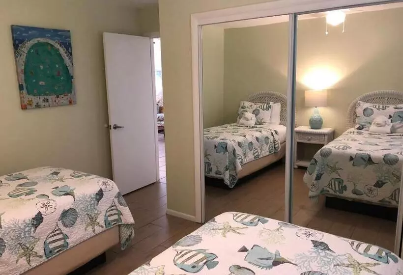 ２ベッドルームハウス, Addy's Villas