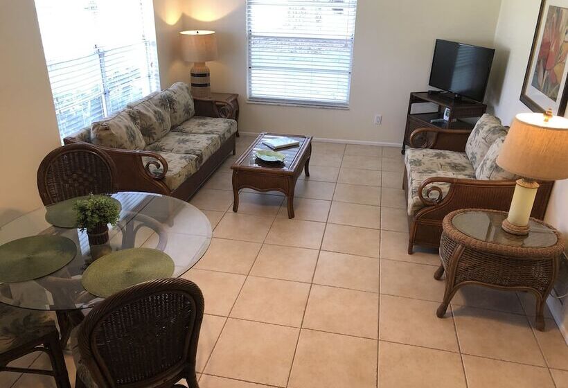 Willa 2 Sypialnie, Addy's Villas