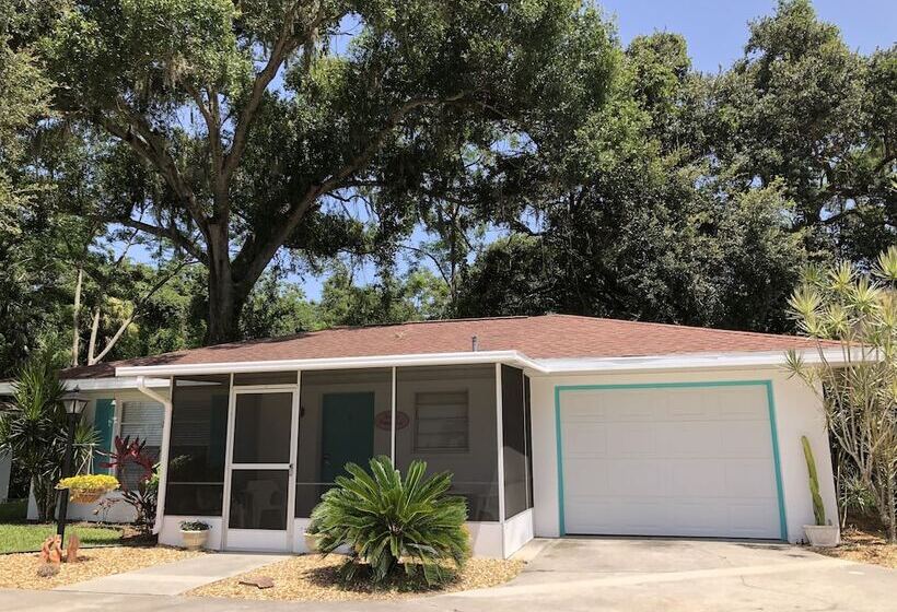 Dom 2 Sypialnie, Addy's Villas