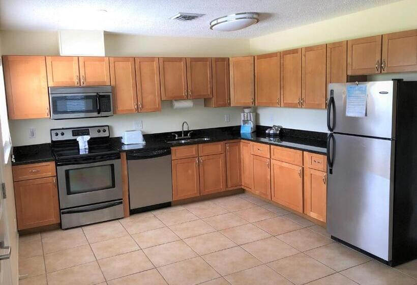 Willa 2 Sypialnie, Addy's Villas