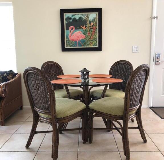 Willa 2 Sypialnie, Addy's Villas