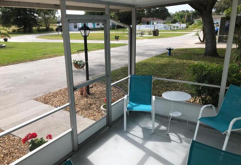 Dom 2 Sypialnie, Addy's Villas