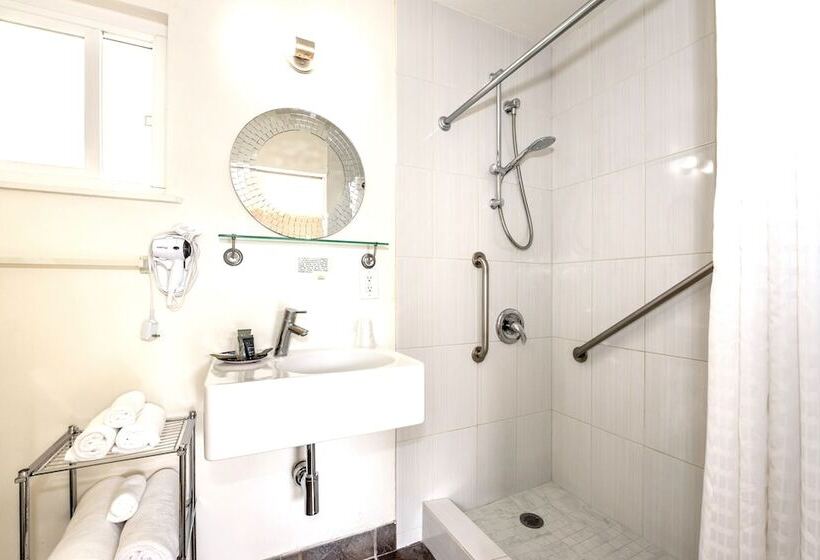 غرفه قياسيه سريرين مزدوجين, Agave Inn