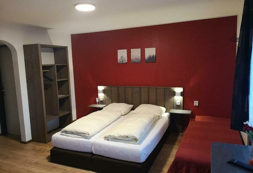 Quarto Familiar, Bed & Breakfast Der Tiroler