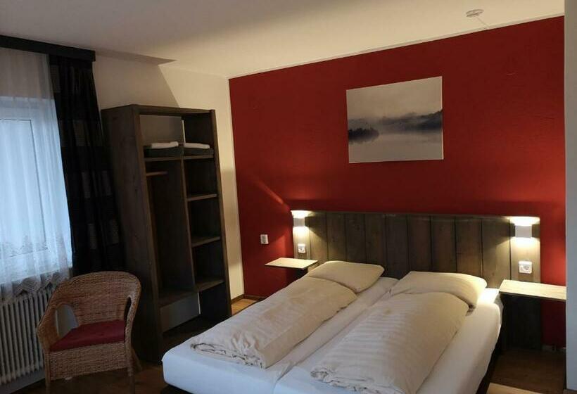 バルコニー付きスタンダードルーム, Bed & Breakfast Der Tiroler