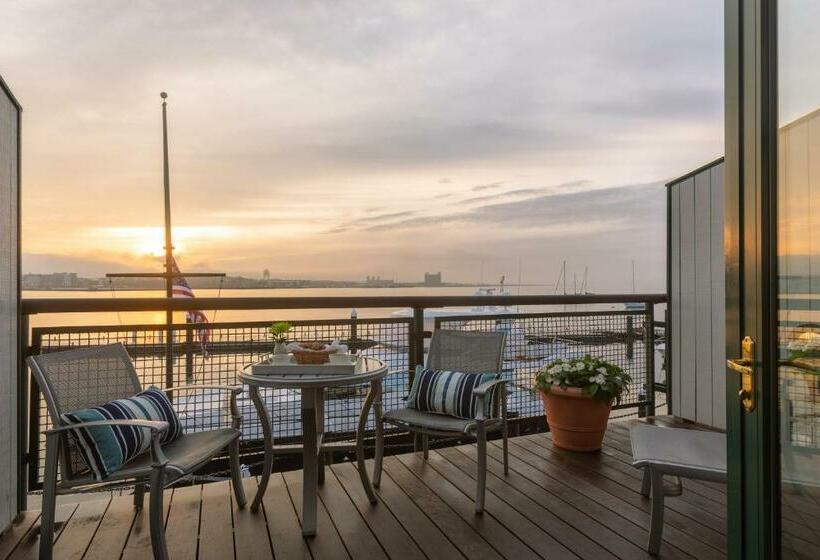 Cameră Superioară Pat King Size, Boston Yacht Haven