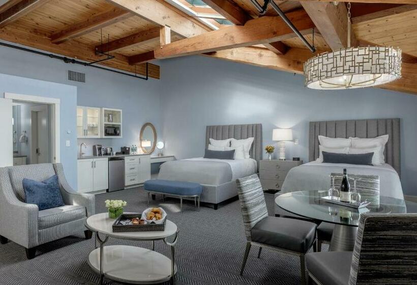 غرفة ديلوكس, Boston Yacht Haven