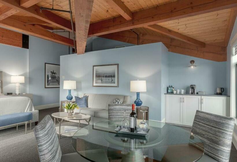 غرفة ديلوكس مزودة بشرفة, Boston Yacht Haven