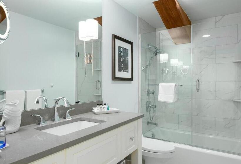 غرفة قياسية سرير كينج, Boston Yacht Haven