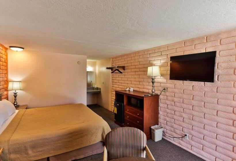 キングサイズベッドのスタンダードルーム, Country Inn Beaver Utah