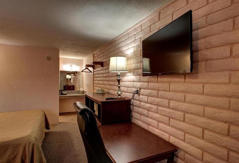 キングサイズベッドのスタンダードルーム, Country Inn Beaver Utah