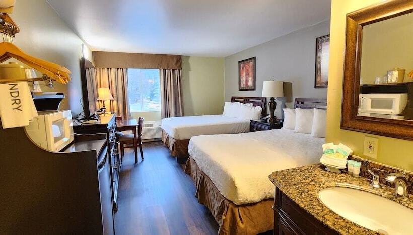 Номер Deluxe, Crest Trail Lodge