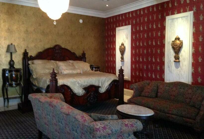 Family Suite, Dansereau House