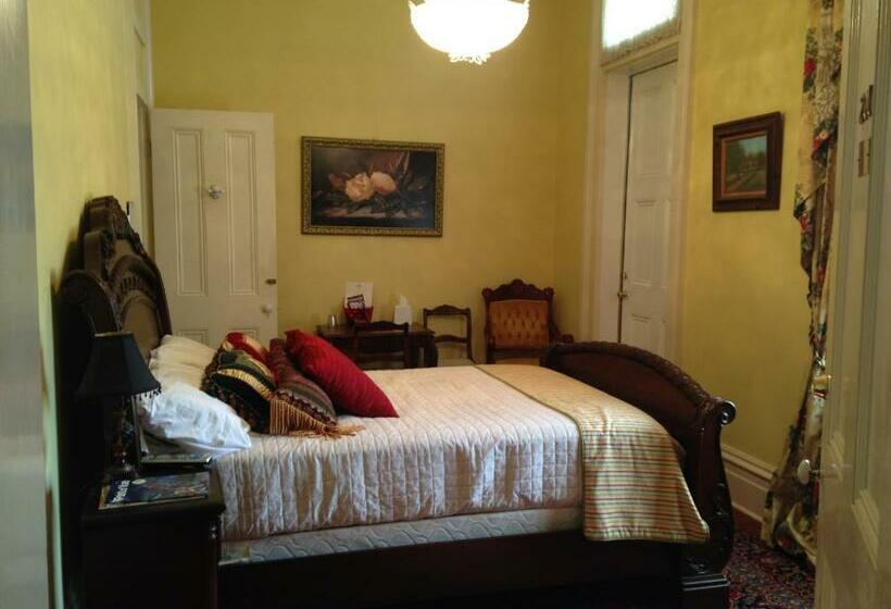 スタンダードルーム, Dansereau House