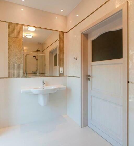 スイート, Dworek Nad Rozlewiskiem