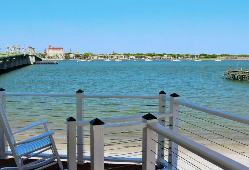 غرفة ديلوكس مزودة بشرفة, Edgewater Inn   St. Augustine