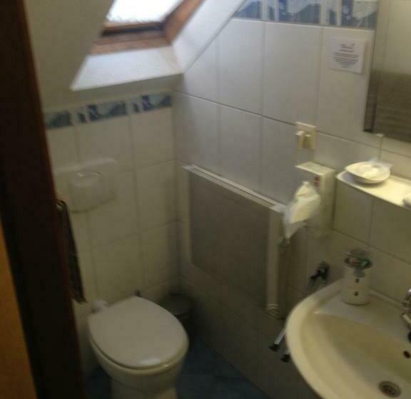 Номер Стандарт, Mosel Pension Gästehaus Christiane, Brodenbach