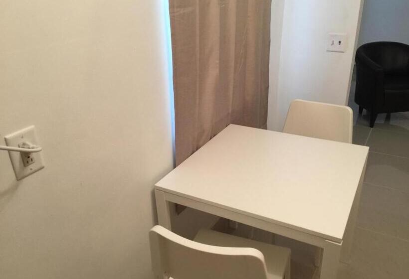 Апартаменты 1 Спальня, Pelican By The Sea