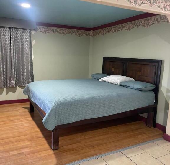 Номер Стандарт, Provo Inn & Suites Provo