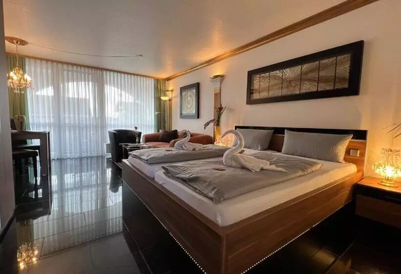 バルコニー付きスタンダードルーム, Schloss Kirchham Appartement & Wellnessanlage