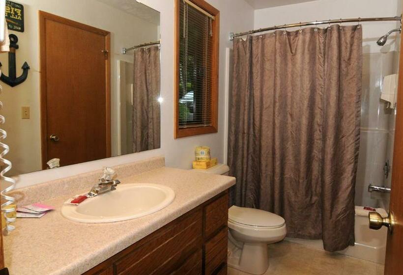 جناح غرفتين نوم, The Inn At Little Sister Hill