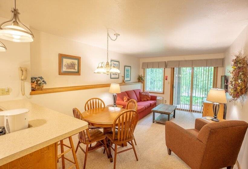 جناح, The Inn At Little Sister Hill