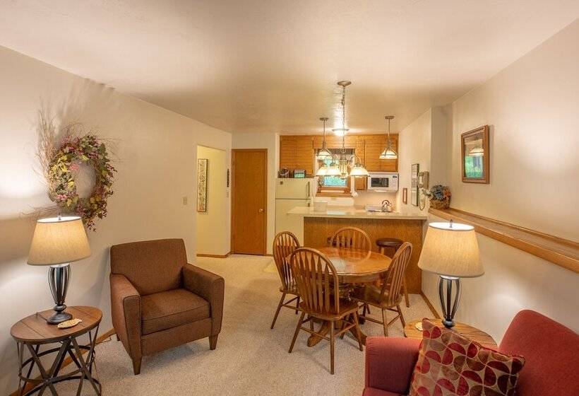 جناح, The Inn At Little Sister Hill