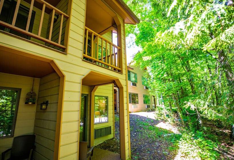 جناح, The Inn At Little Sister Hill