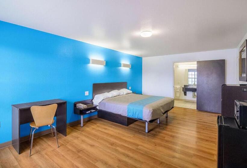 스탠다드 룸 킹사이즈 침대, Motel 6 Canton, Tx