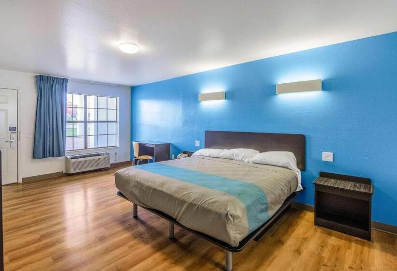 스탠다드 룸 킹사이즈 침대, Motel 6 Canton, Tx