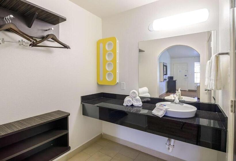 디럭스 룸, Motel 6 Canton, Tx