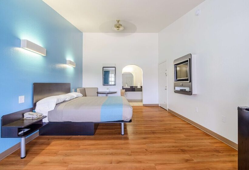 디럭스 룸, Motel 6 Canton, Tx