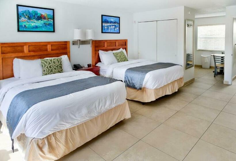 스탠다드 스튜디오, Prestige Hotel Vero Beach
